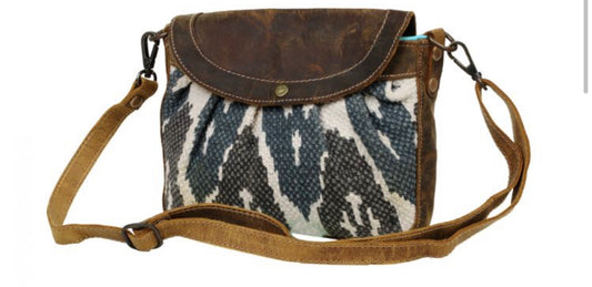 Seeker Small and Crossbody Bag