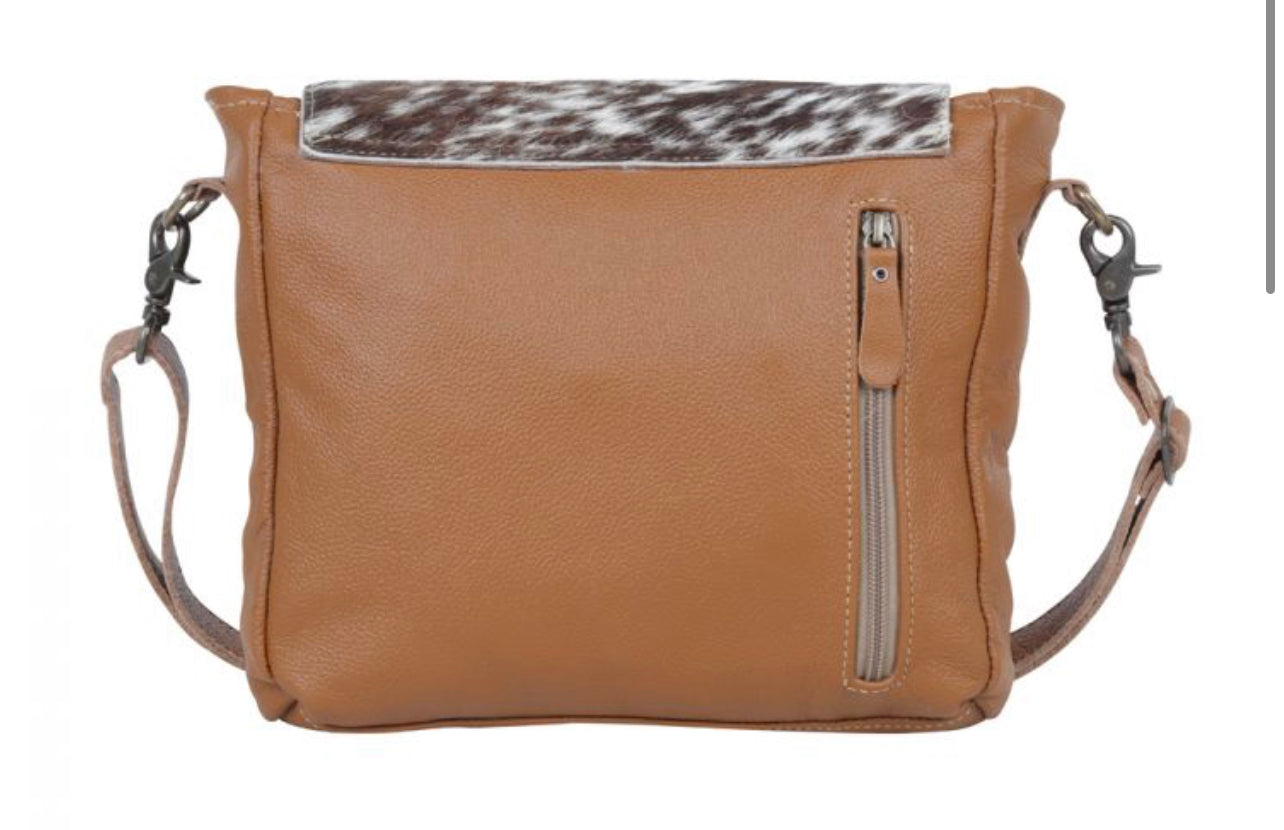 Magnifique Hand concealed carry bag