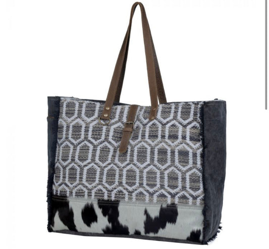 Buzz fuzz Weekender bag