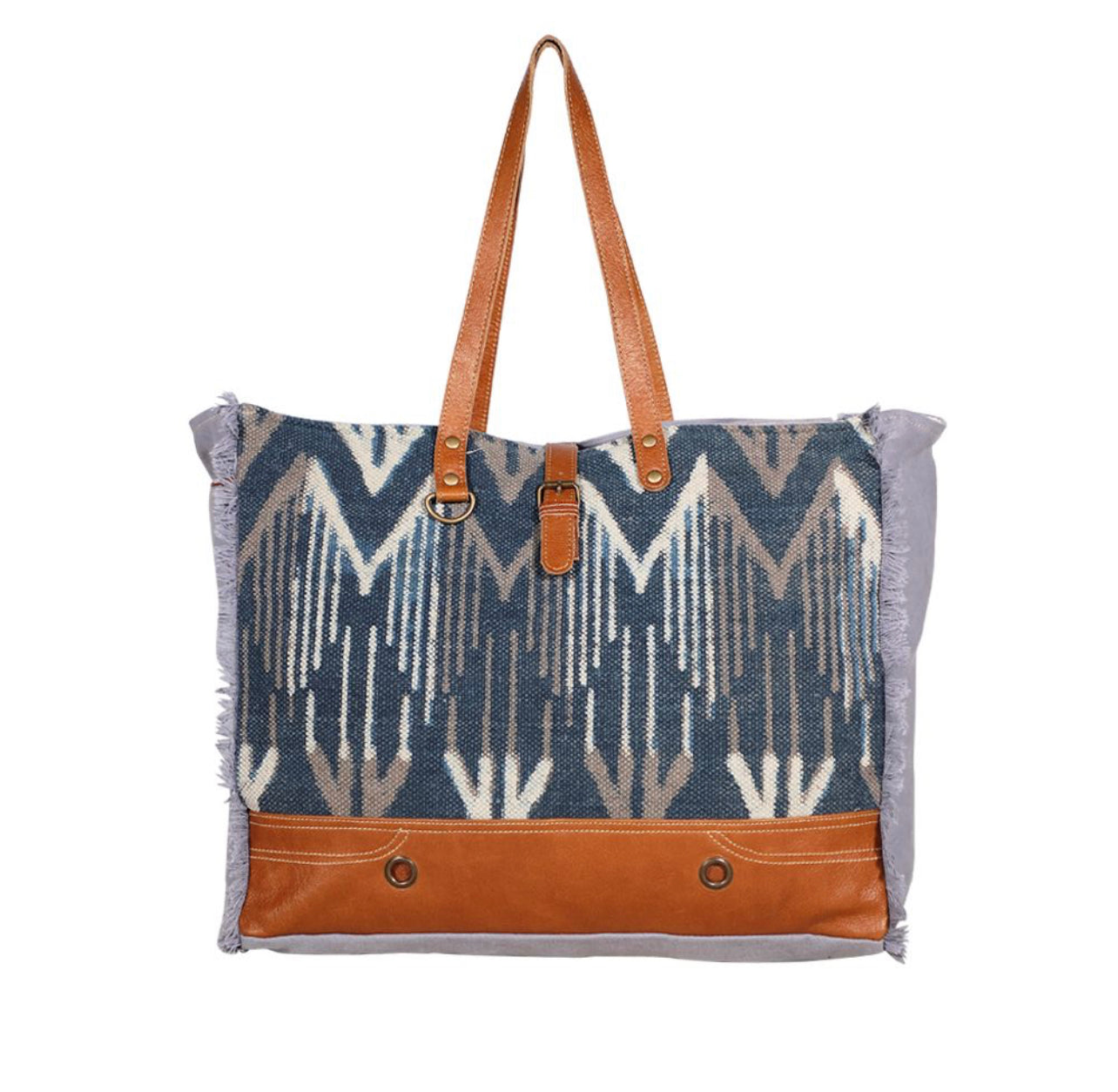 Spacious Weekender Bag