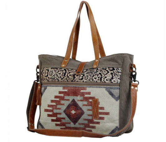 Amber Cool Messenger Bag