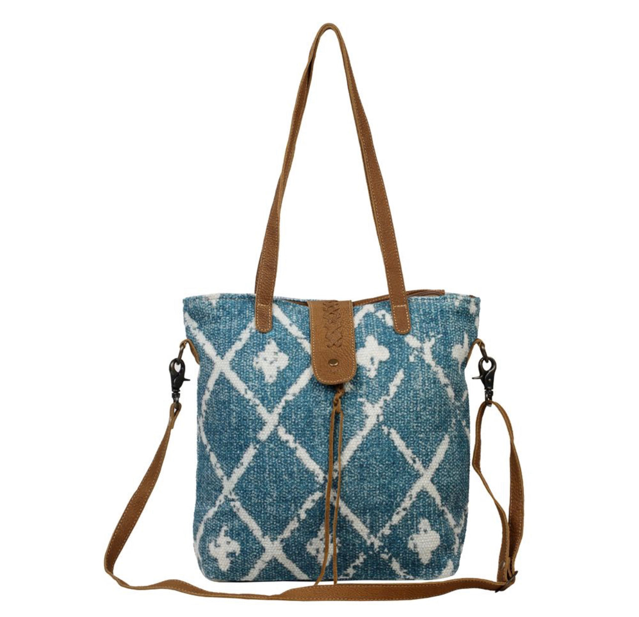 Beguile Shoulder bag