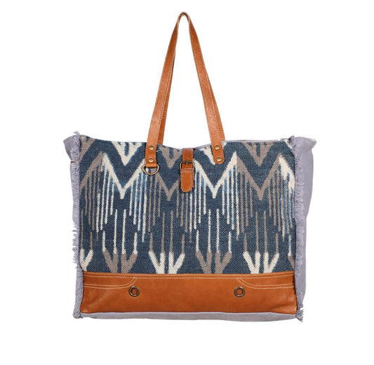 Spacious Weekender Bag