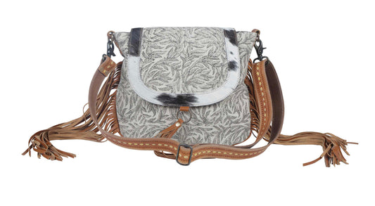 Monochromatic foliage shoulder bag